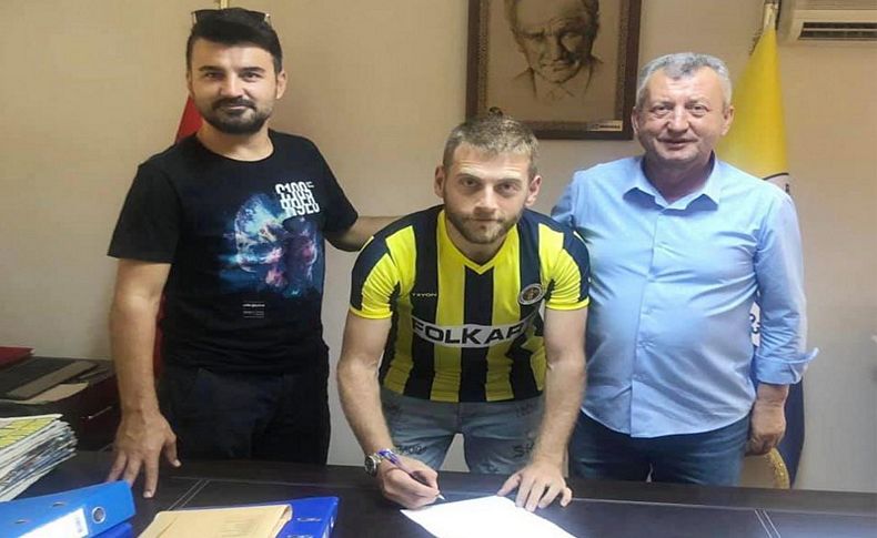 Menemen'de Halil İbrahim imzaladı