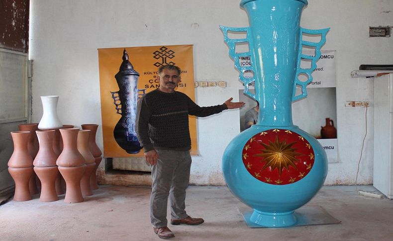 Menemen’den Cumhurbaşkanlığı’na dev vazo