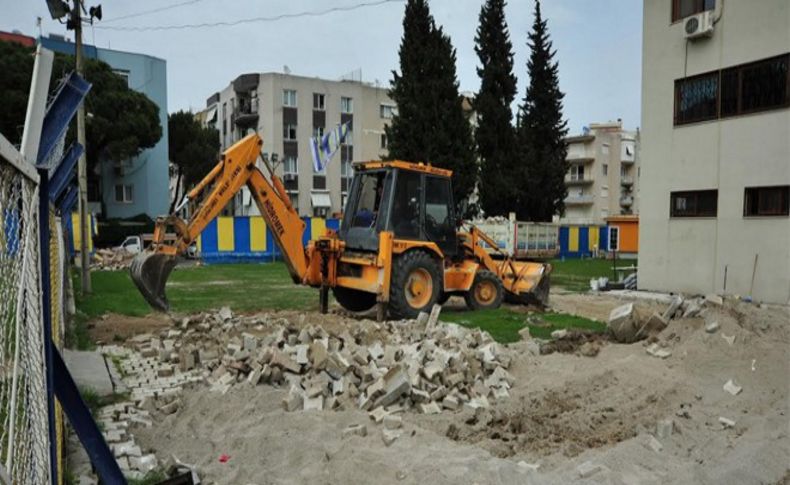 Menemen İlçe Stadı'na ilk kazma vuruldu