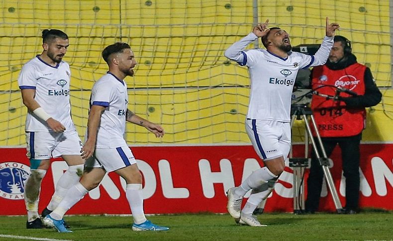 Menemenspor'da Ali Özgün bir açıldı pir açıldı