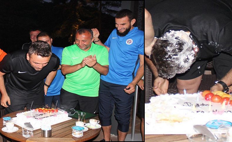 Menemenspor'da Kurşunlu'ya sürpriz pasta