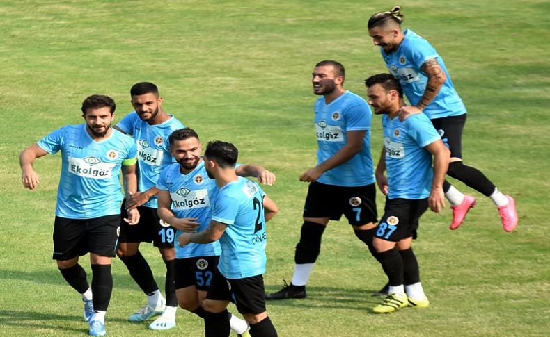 Menemenspor moral buldu