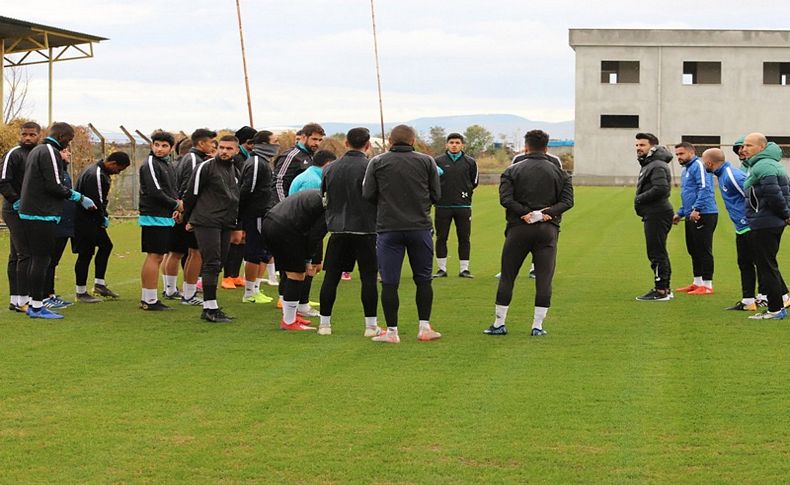 Menemenspor'un gözü yine Play-Off'ta