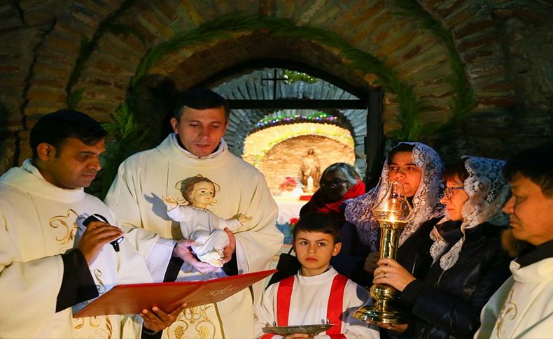 Meryem Ana Evi'nde Noel ayini