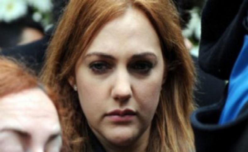 Meryem Uzerli'nin acı günü!