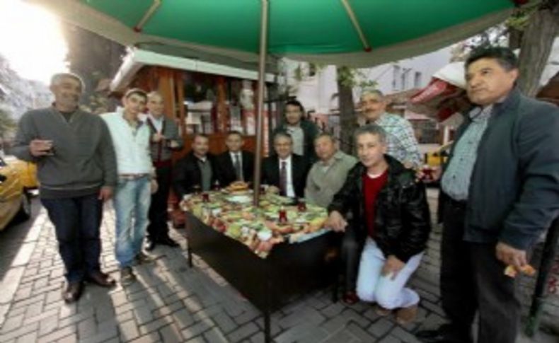 Akpınar mesaiye taksicilerle başladı