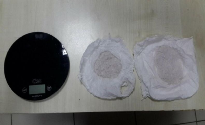 İzmir'de metamfetamin satışına 1 tutuklama