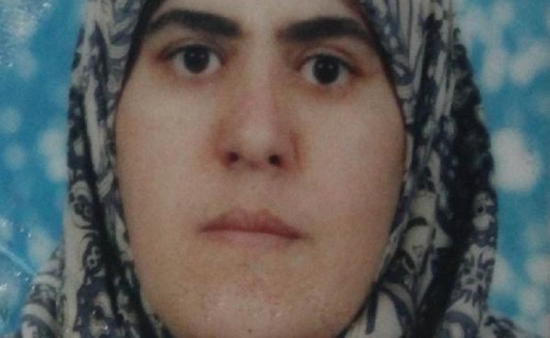 Metro Merdivenlerinden Inerken Fenalaşan Kadin Hastanede Yaşamini Yitirdi