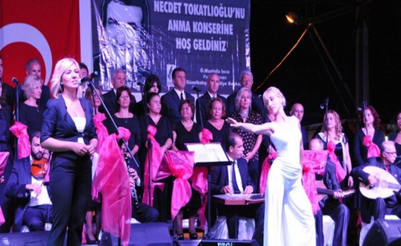 Meydanda konser