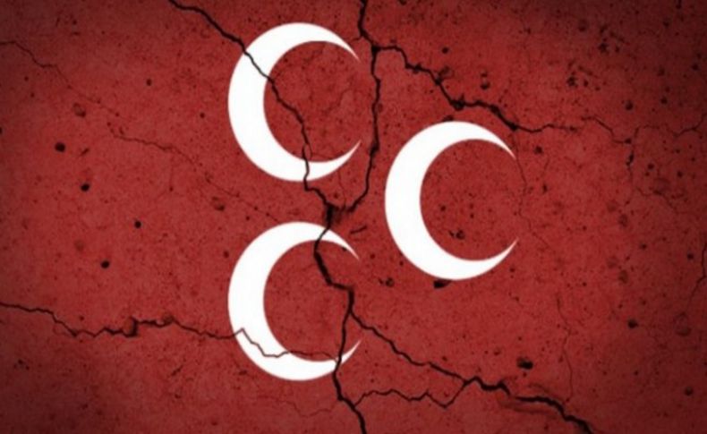 MHP'de olay başkan istifa etti