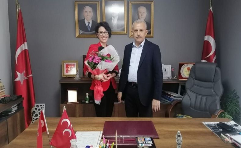 MHP Karşıyaka Kadın Kolları'nda kan değişimi