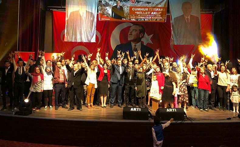 MHP Torbalı’ya yeni üye morali