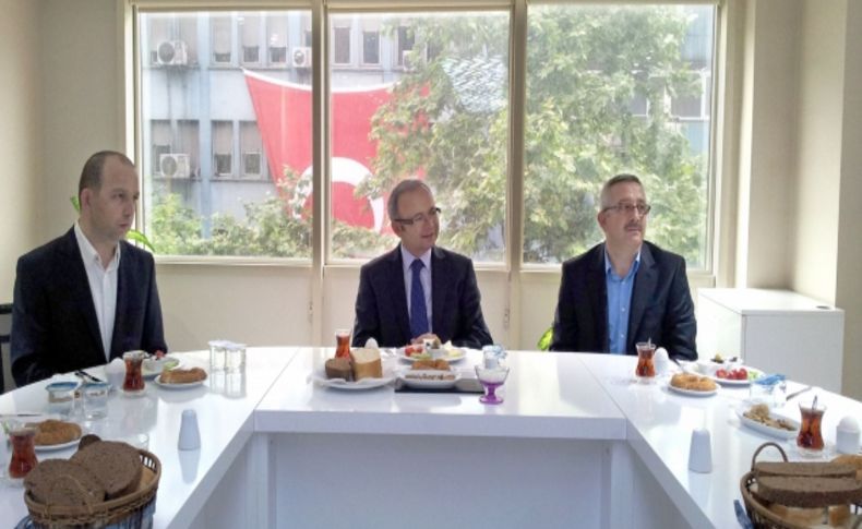 Milletvekili Candan, iş adamlarıyla şehrin sorunlarını konuştu