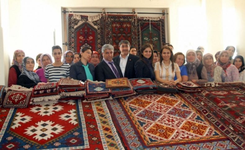 Milletvekili Enç: Halı dokumacılığını meslek haline getirmek istiyoruz