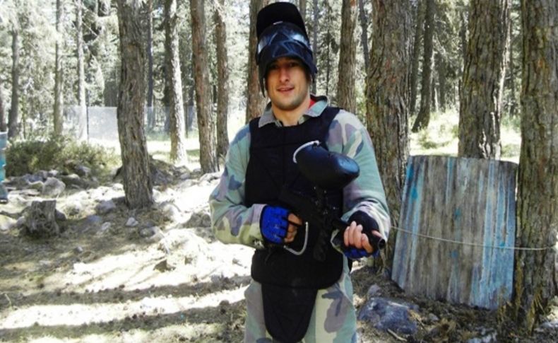 Milli güreşçiler, paintball oynayarak stres attı
