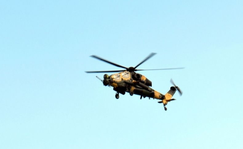 Milli helikopter Atak'ın gösterisi nefes kesti