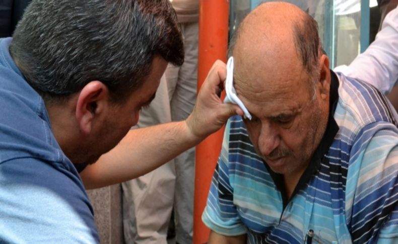 Mısır'a destek eyleminde gerginlik