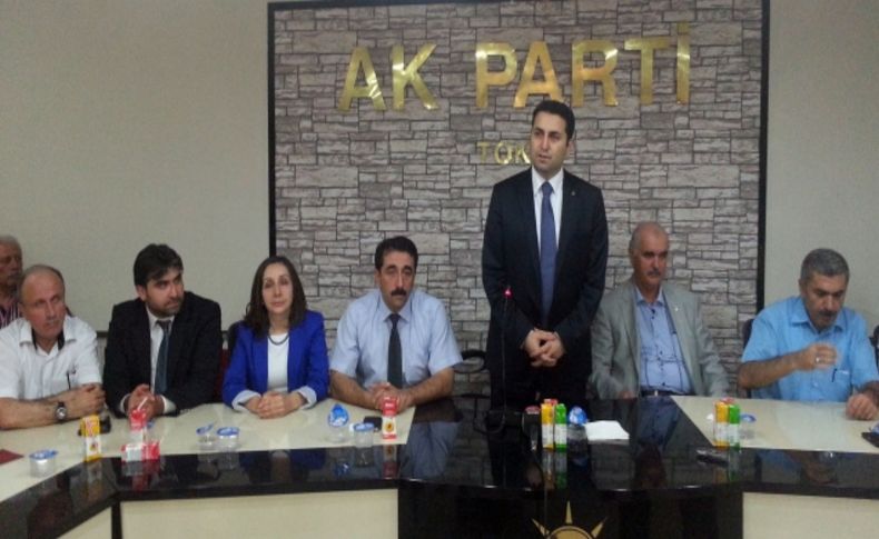 Mısır’daki katliam, kutlama pastasını iptal ettirdi
