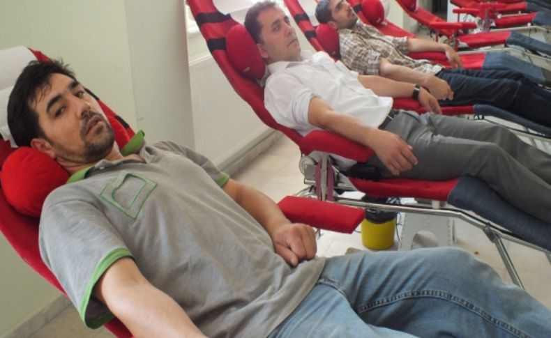 Mondi işçilerinden toplu kan bağışı