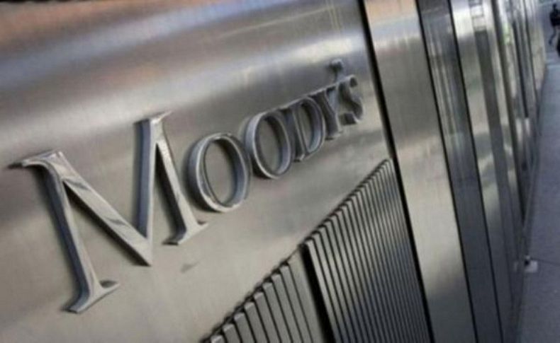Moody's Türkiye'nin kredi notunu düşürdü