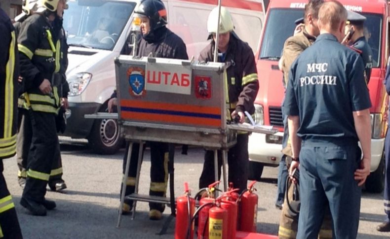 Moskova metrosunda yangın: 31 yaralı, 4 bin 500 kişi tahliye edildi