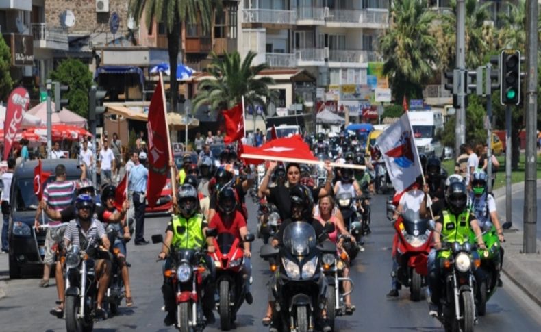 Motosiklet tutkunları Karşıyaka'da buluşuyor