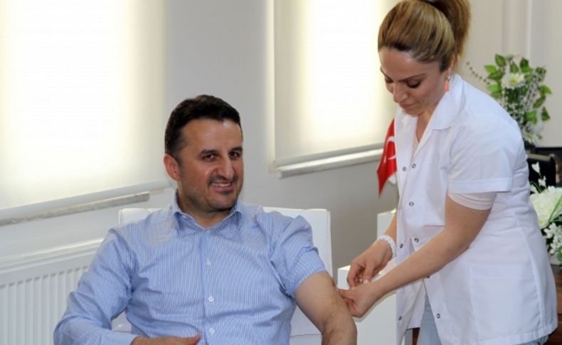 Muğla’da milletvekili ve basın mensupları aşılandı