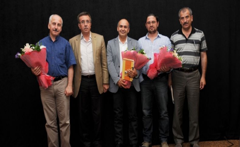 Muhalefet taraftarları kendi partilerine kızacaklarına rakibe şiddet gösteriyor