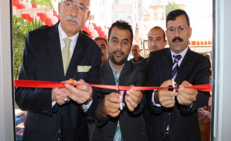 Muhtaç öğrenciler yararına kermes