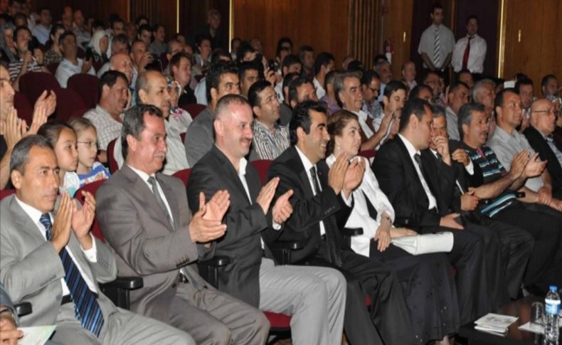 'Muhtaç olduğumuz değerlerin inşası için önce gönüllere hitap edilmeli'