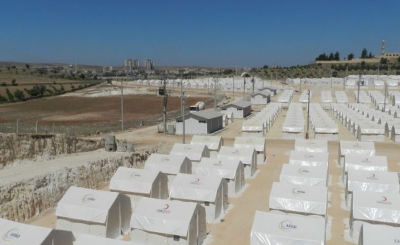 Müslümanlara mescit, Süryanilere ayin çadırı kuruldu