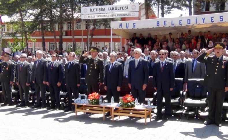 Muş'un kurtuluşunun 96. yıldönümü törenlerle kutlandı