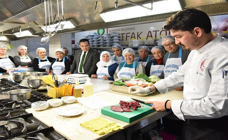 Bornova Mutfak Atölyesi iş sahibi yapıyor