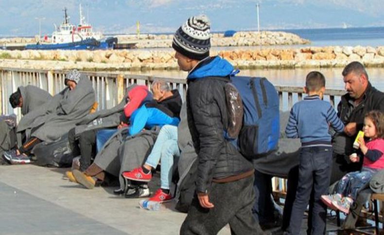 Çeşme'de 54 mülteci yakalandı