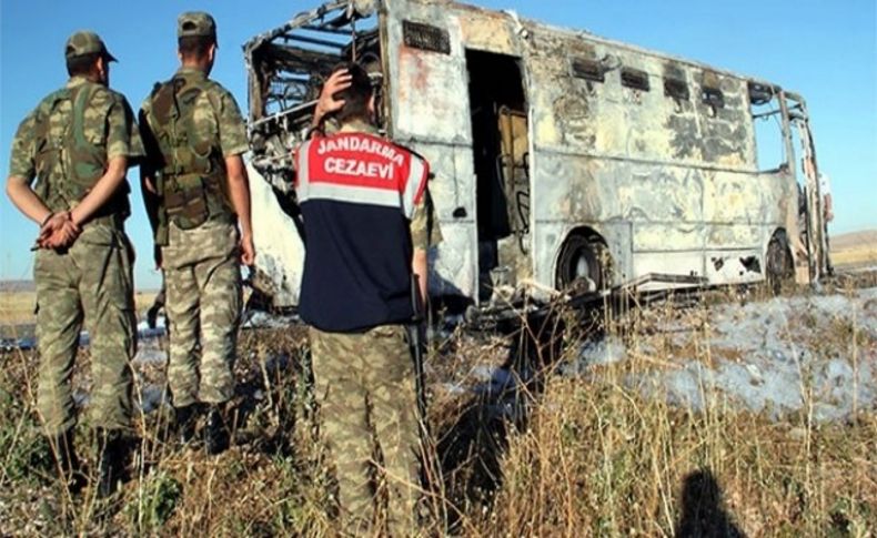 Devletin aracında 5 can gitti: Tek suçlu kapı!