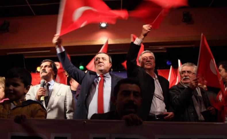 Narlıdere'de miting gibi 'hayır' startı