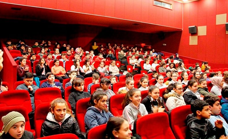 Ödemiş'te 16 bin öğrenci ücretsiz sinema izleyecek