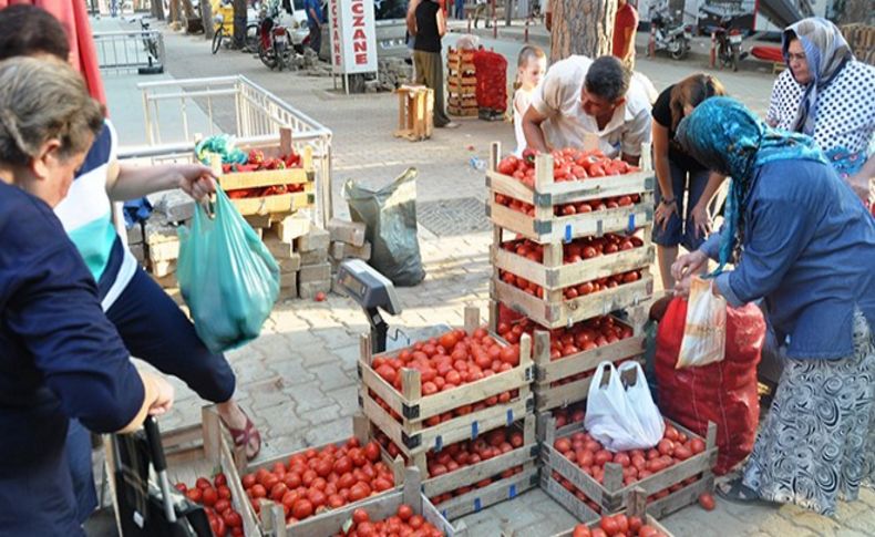 Ödemiş'te merakla beklenen salça sezonu açıldı