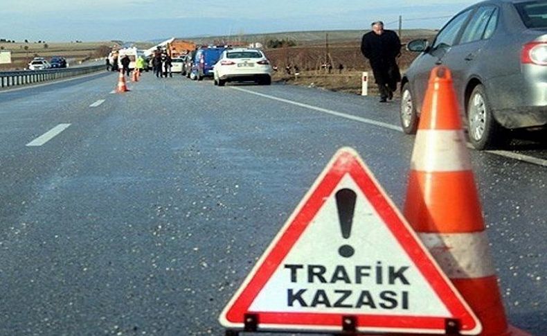 Ödemiş'te trafik kazası: 3 yaralı