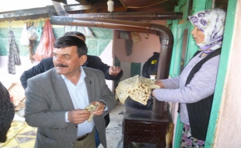 Ödemiş’te, “beşi bir yerde” siyaset!