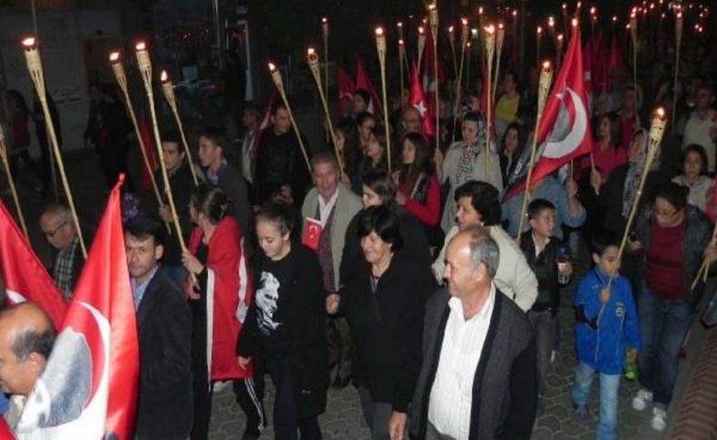 Ödemiş'te Fener Alayi Yürüyüşü