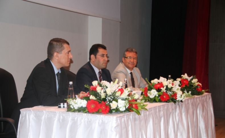 Öğrencilere 'Doğru Tercih ve Kariyer' paneli