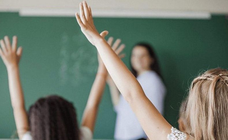 Öğretmenler için ek ders ücreti açıklaması