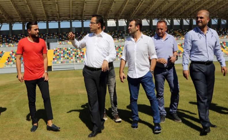 Okan Buruk’tan Yeni Bornova Stadyumu’na tam not