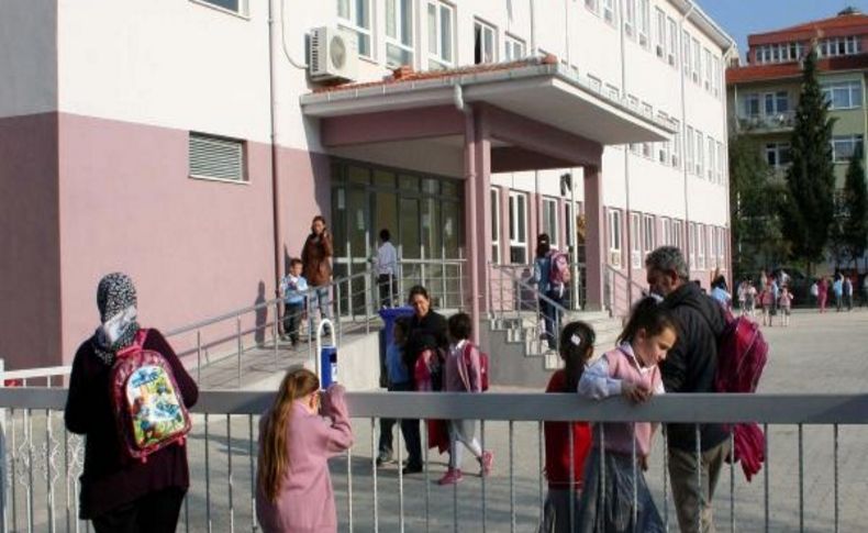 Okul Çevresinde Bekleyene Para Cezasi