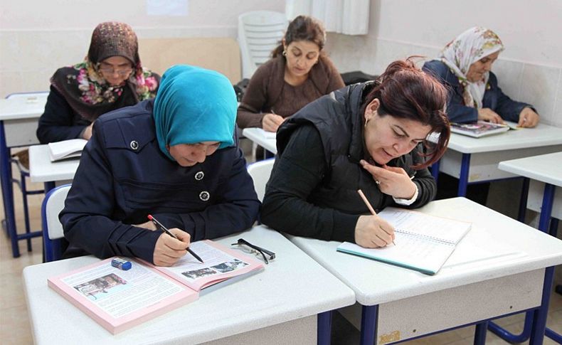 Okuma, yazma öğrendiler hayatları değişti