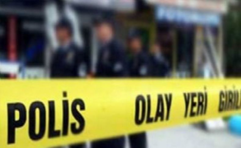 Vahşet: Üç kişiyi boğazlarını keserek öldürdüler