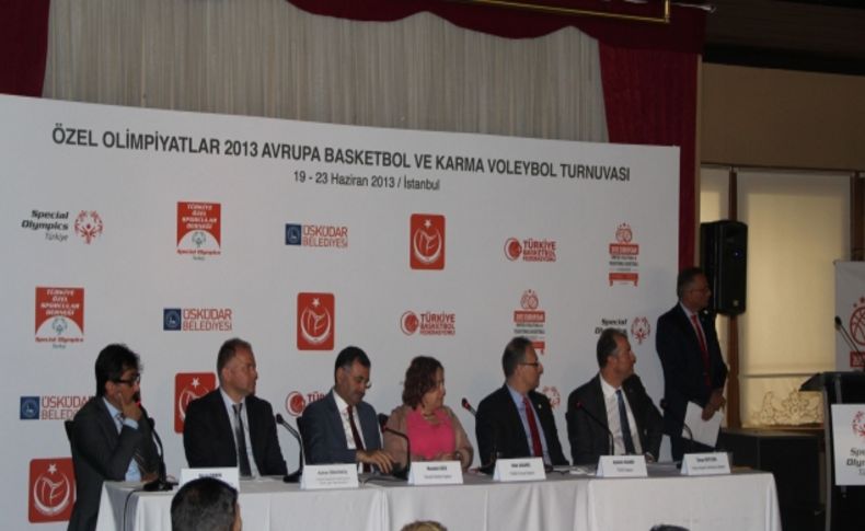Olimpiyat ateşini özel sporcular yakacak