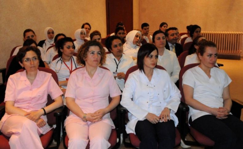 OMÜ'den hemşirelere yönelik konferans