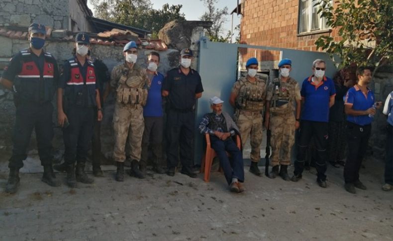 Ormanda kaybolan alzaymır hastası yaşlı adamı jandarma buldu